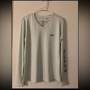 AFTCO NWT Women’s shirt
